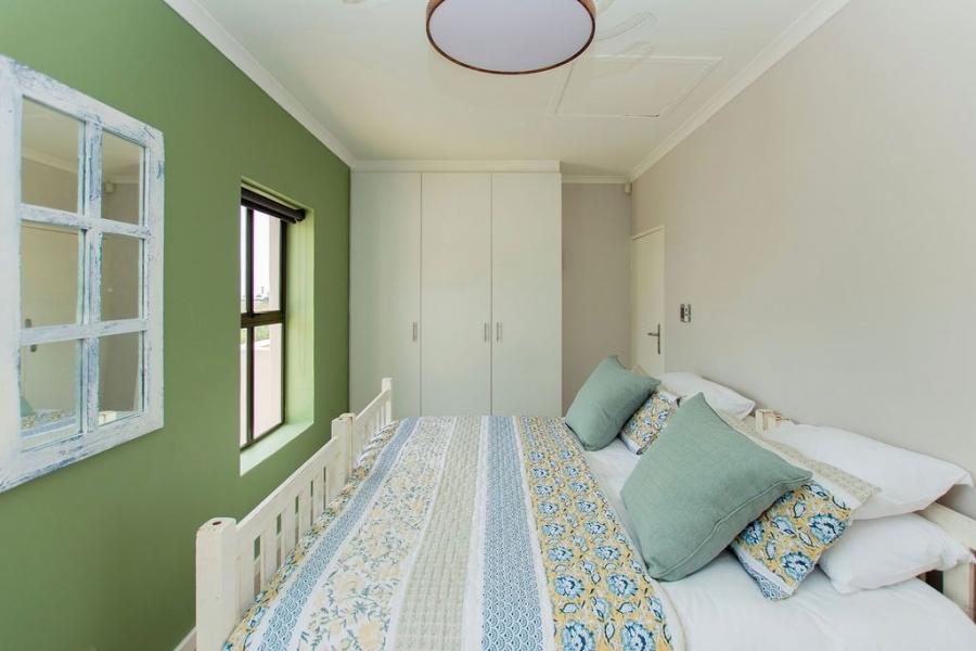 2 Bedroom Property for Sale in Mykonos Western Cape